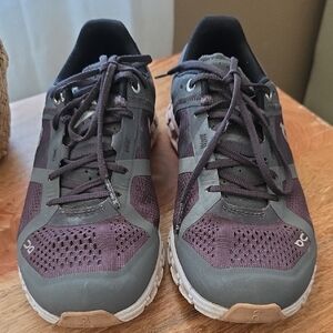 On Cloud Running Women's Dark Purple and Charcoal Shoes. Size W6